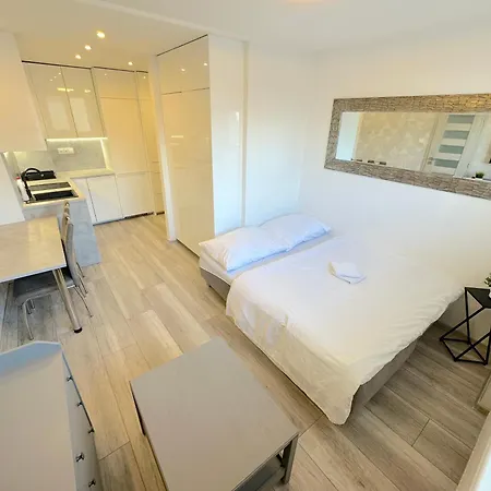 Krasny - V Starom Meste *